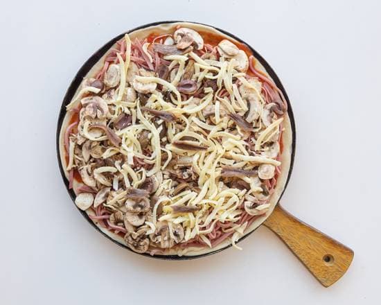Capricciosa Pizza